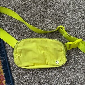 Lululemon Belt Bag - Highlighted Yellow